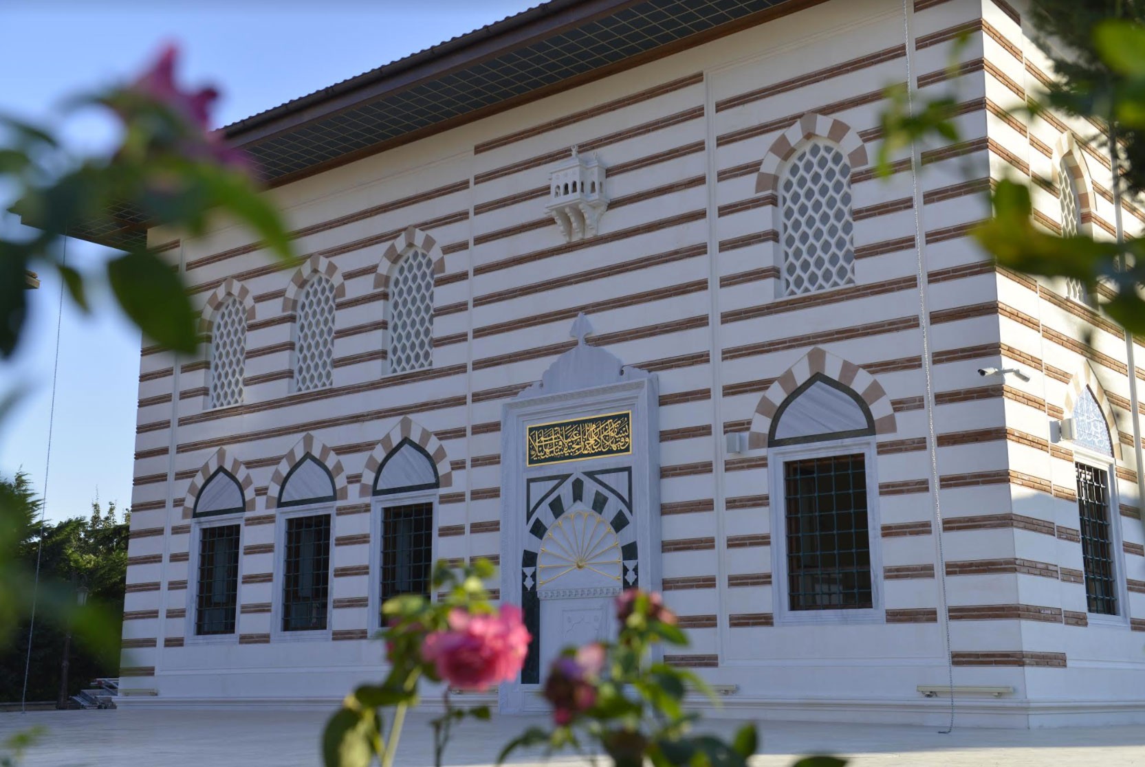 VALİDEBAĞ KORU CAMİİ